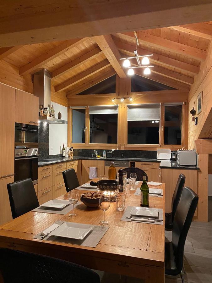 شقة Attic In The Alps Luzein المظهر الخارجي الصورة